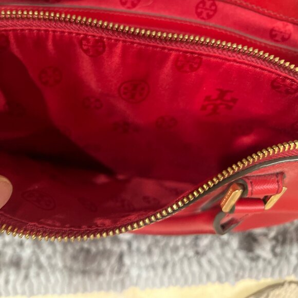 Authentic Tory Burch Red Robinson Satchel - Picture 3 of 3